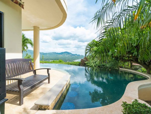 Costa Rica Gorgeous 4 Bedroom Vacation Pool Home Bay Views