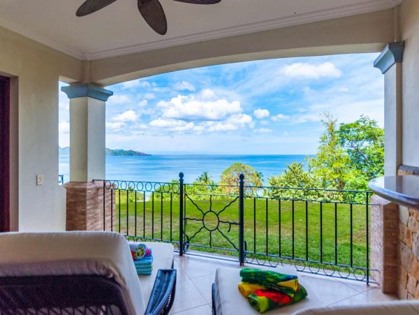 Playa Flamingo Condo 964787