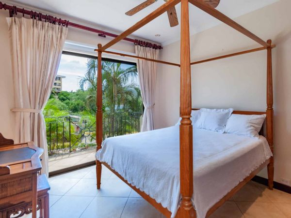 Playa Flamingo Condo 964787