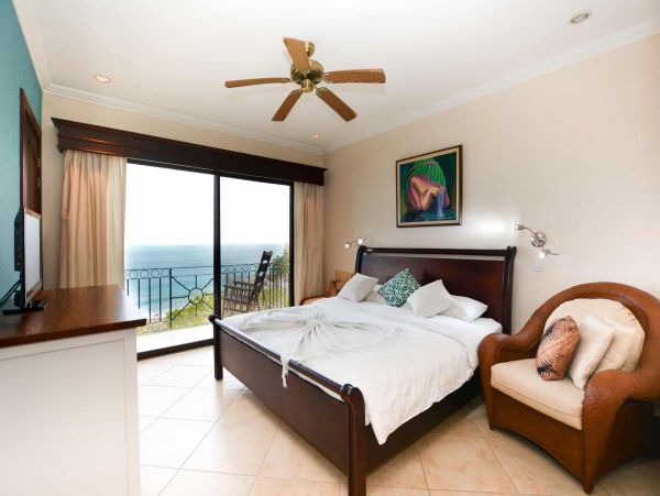 Playa Flamingo Condo 964789