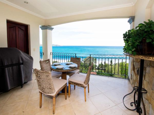 Three bedroom oceanview condo in Flamingo