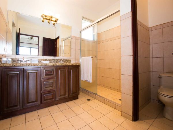 Three bedroom oceanview condo in Flamingo