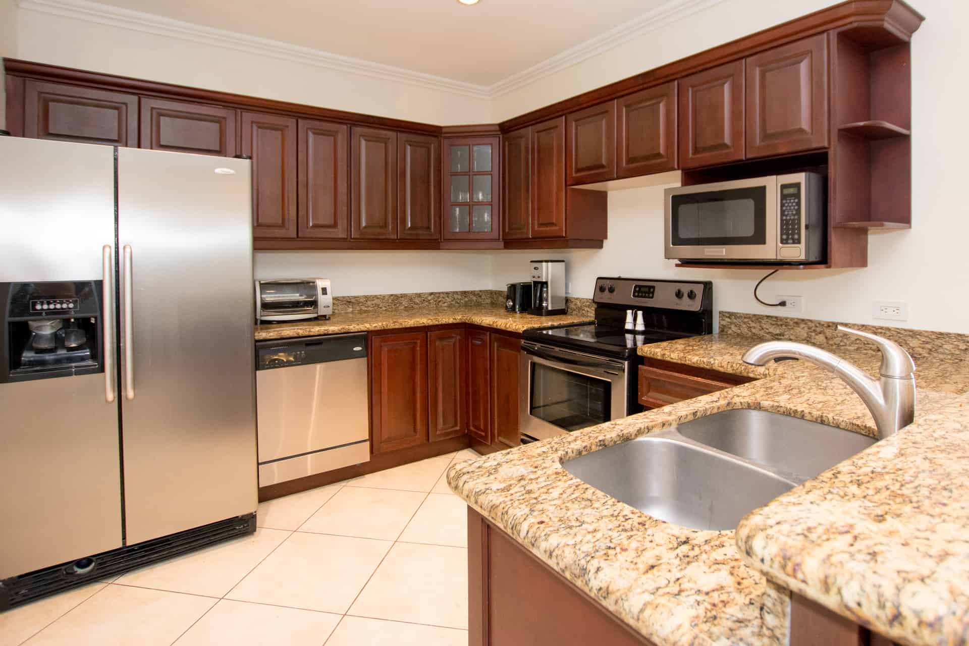 Three bedroom oceanview condo in Flamingo