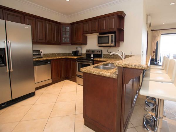 Three bedroom oceanview condo in Flamingo