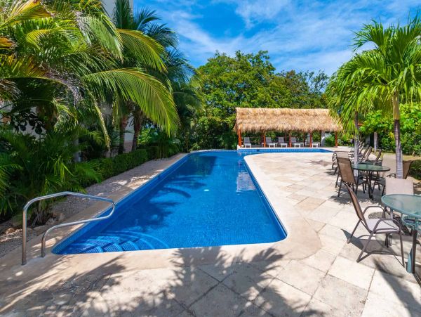 Three bedroom oceanview condo in Flamingo