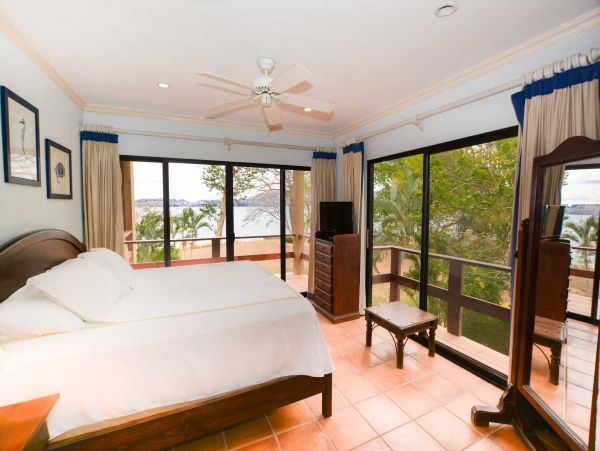 Oceanfront Playa Flamingo Vacation Condo Three Bedroom