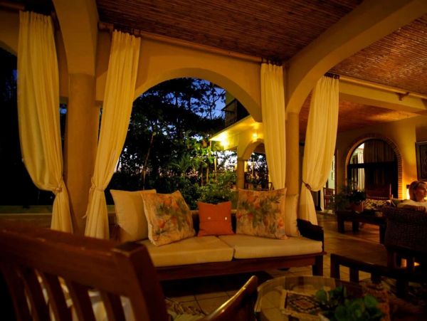 Beachfront Home with a private pool, top location!