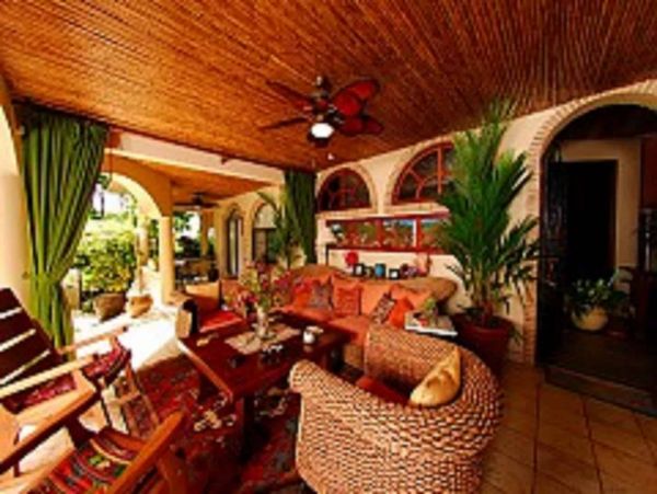 Beachfront Home with a private pool, top location!