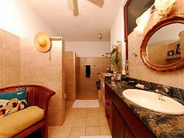 Beachfront Home with a private pool, top location!