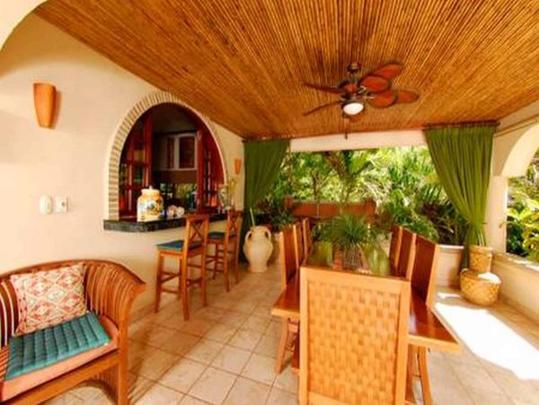 Beachfront Home with a private pool, top location!