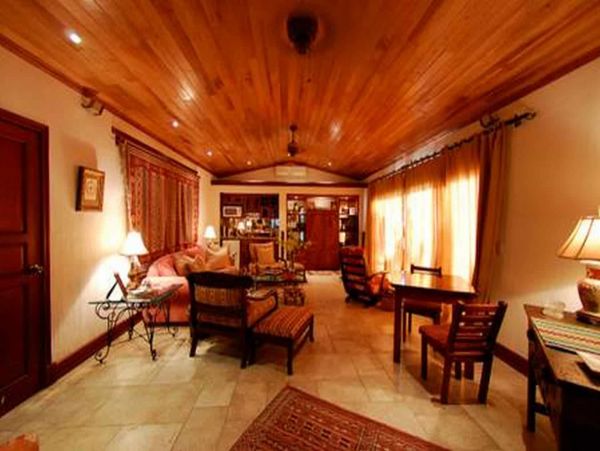 Beachfront Home with a private pool, top location!