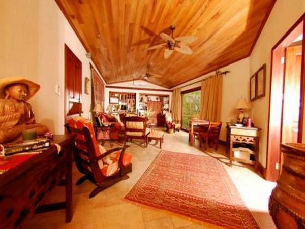 Beachfront Home with a private pool, top location!