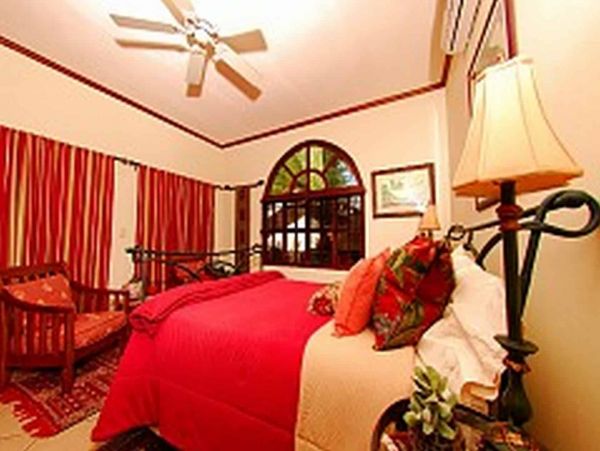 Beachfront Home with a private pool, top location!