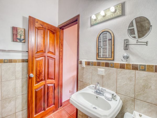 Flamingo Beach Five Bedroom Ocean View Villa