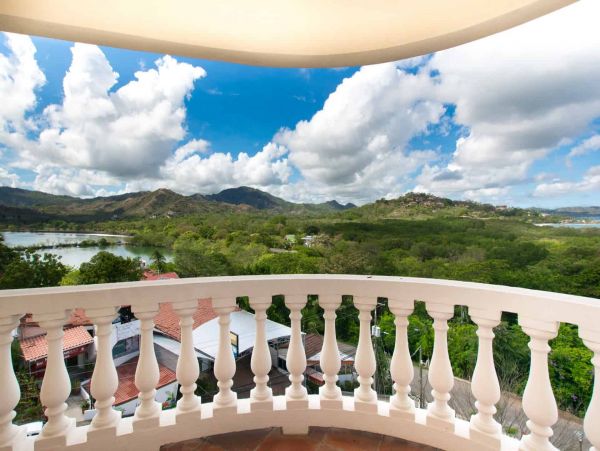 Great view three bedroom penthouse