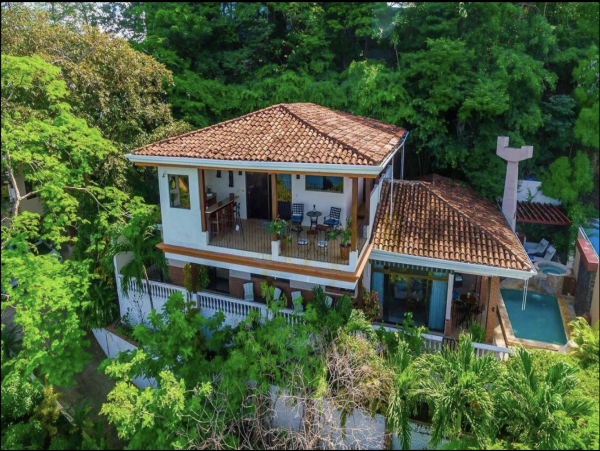 Costa Rica Five Bedroom Vacation Home with Balcony & Views