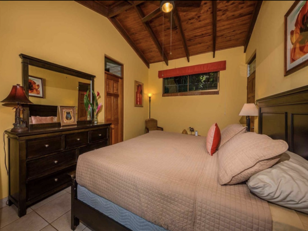 Costa Rica Five Bedroom Vacation Home with Balcony & Views