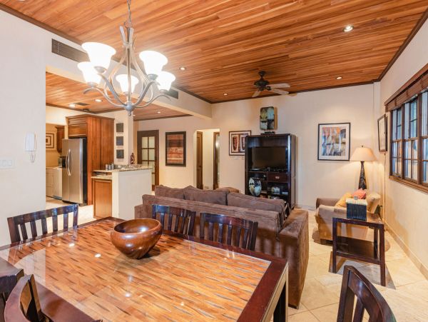 2 Bedroom Condo across the street from Langosta Beach