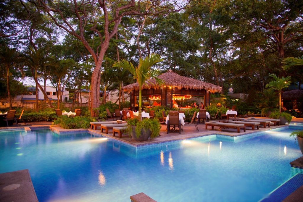 2 Bedroom Condo across the street from Langosta Beach
