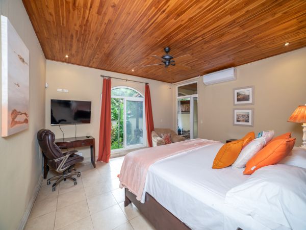 Oceanfront Tamarindo Vacation Pool Home Seven Bedroom Plus Guest House