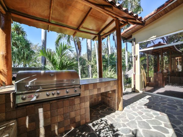 Oceanfront Tamarindo Vacation Pool Home Seven Bedroom Plus Guest House