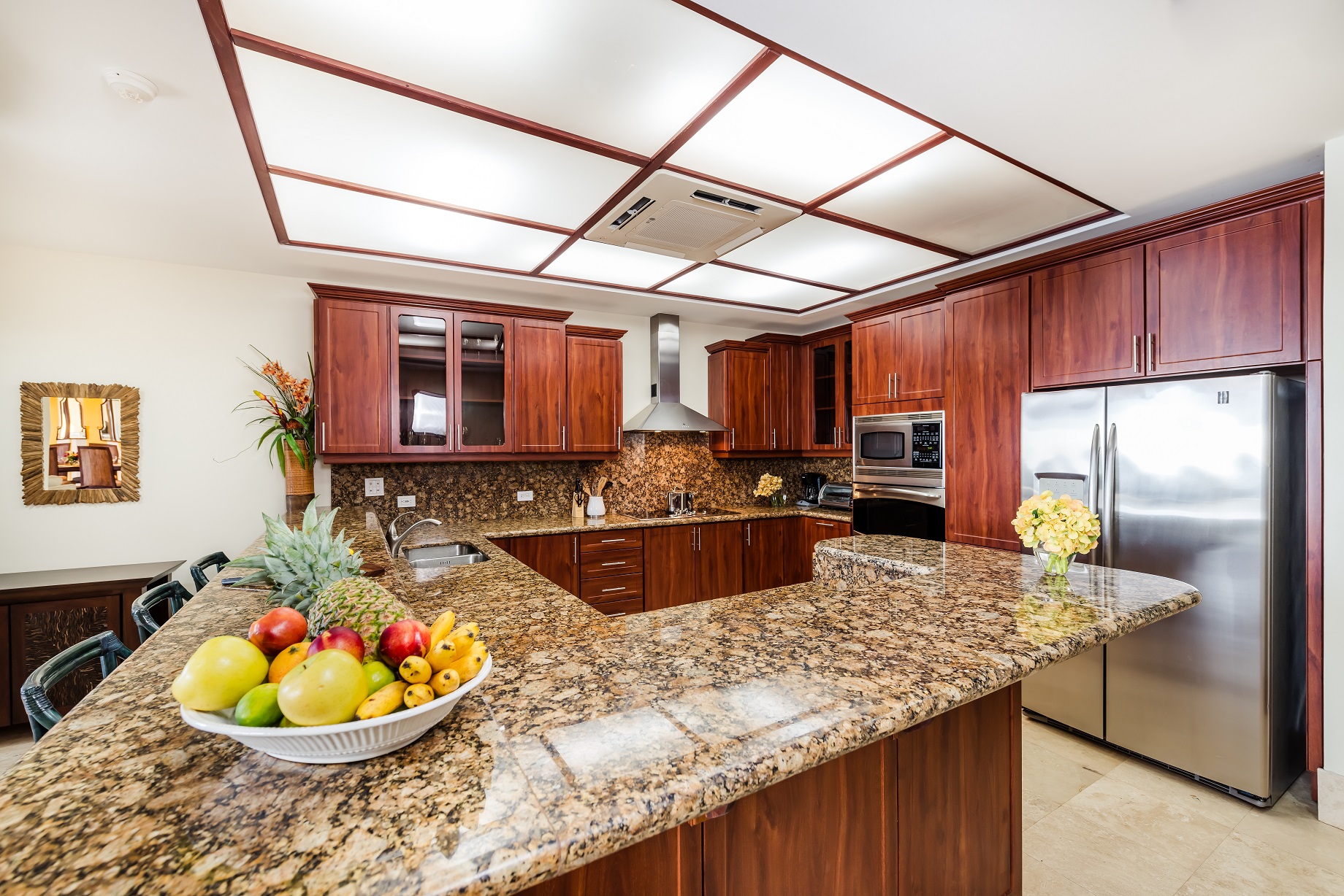 Beachfront Condo with amazing Ocean Views