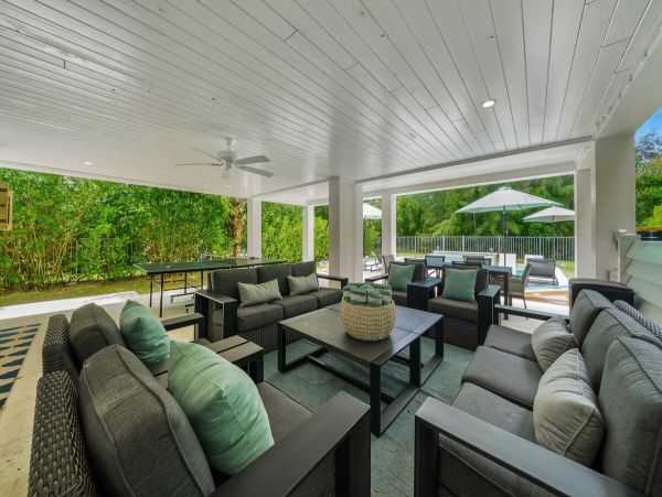 Longboat Key Vacation Rentals | Luxury 3-Bedroom Florida Beach Home