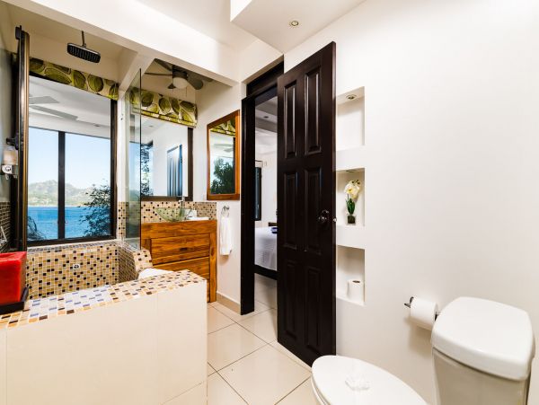 Four bedroom Villa in Tamarindo