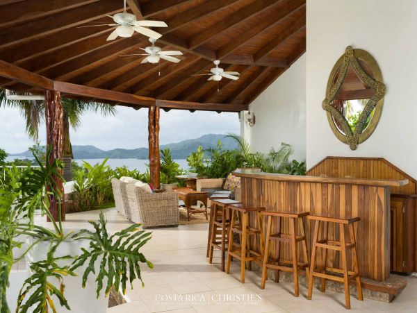 Luxury Villa Less than  Half mile to  Beach Playa Flamingo