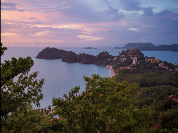 Luxury Villa Less than  Half mile to  Beach Playa Flamingo
