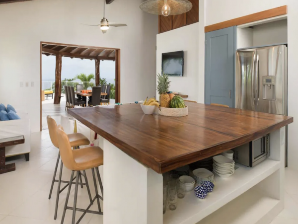 Luxury Villa Less than  Half mile to  Beach Playa Flamingo