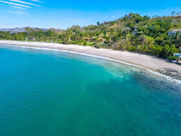 Luxury Villa Less than  Half mile to  Beach Playa Flamingo