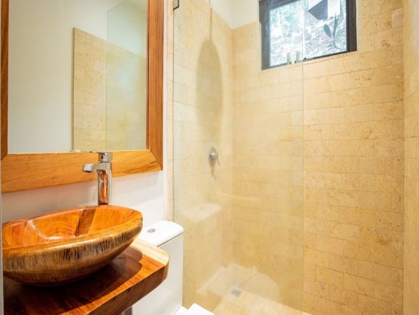 Four Bedroom Tamarindo Vacation Villa Short Walk to Beach