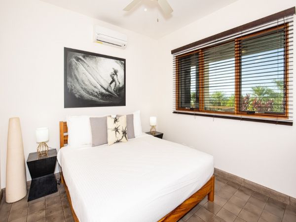 Four Bedroom Tamarindo Vacation Villa Short Walk to Beach