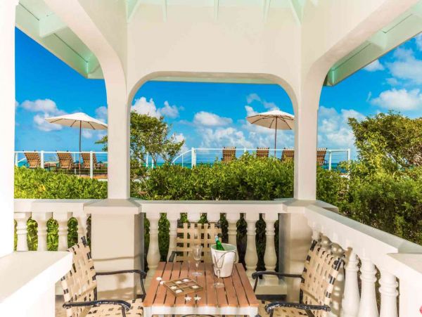 Turks and Caicos Luxury Villa Rental – Smith’s Reef Beachfront Retreat