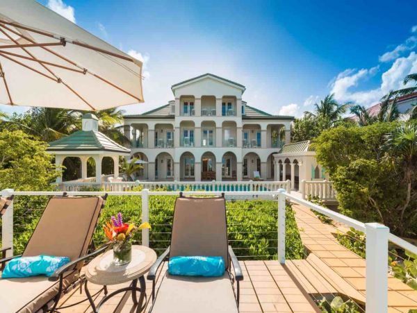 Turks and Caicos Luxury Villa Rental – Smith’s Reef Beachfront Retreat