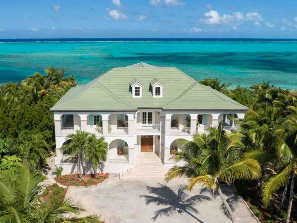 Turks and Caicos Luxury Villa Rental – Smith’s Reef Beachfront Retreat