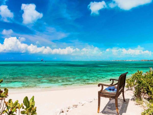 Turks and Caicos Luxury Villa Rental – Smith’s Reef Beachfront Retreat
