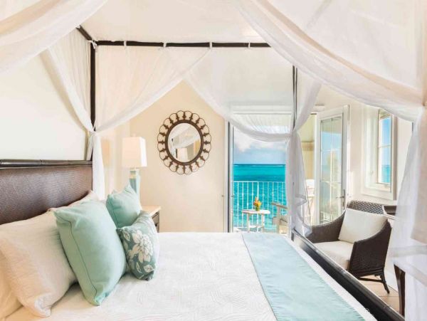 Turks and Caicos Luxury Villa Rental – Smith’s Reef Beachfront Retreat