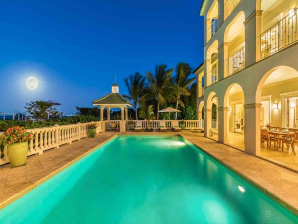 Turks and Caicos Luxury Villa Rental – Smith’s Reef Beachfront Retreat