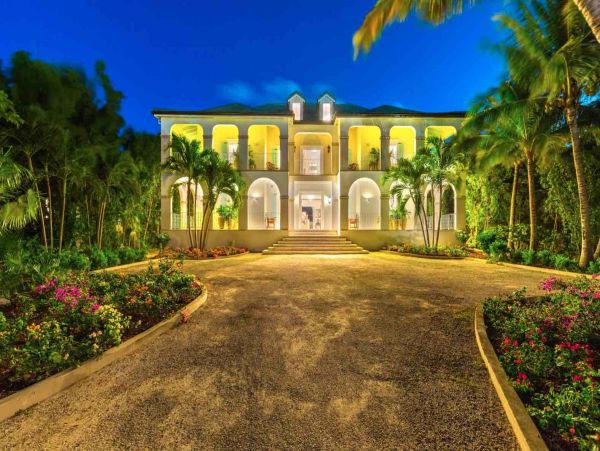 Turks and Caicos Luxury Villa Rental – Smith’s Reef Beachfront Retreat