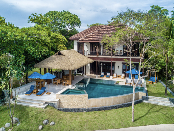 Playa Bonita Beachfront Vacation Estate- Pure Luxury