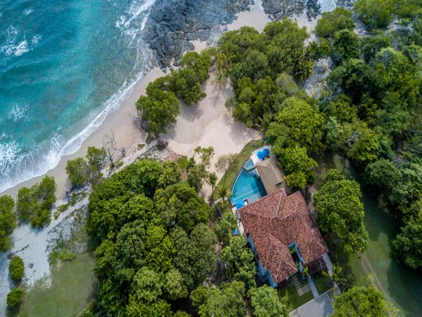 Playa Bonita Beachfront Vacation Estate- Pure Luxury