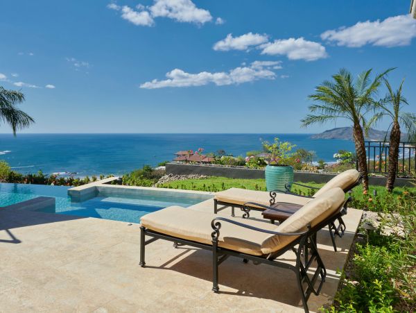 Amazing Home w/ Stunning Ocean Views