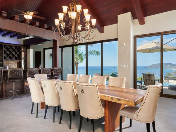 Amazing Home w/ Stunning Ocean Views