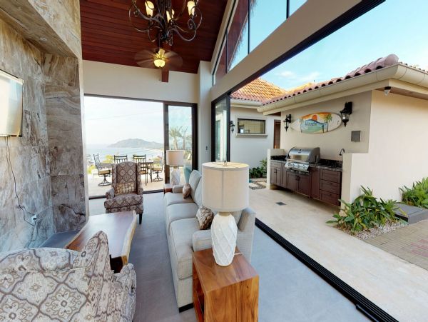 Amazing Home w/ Stunning Ocean Views