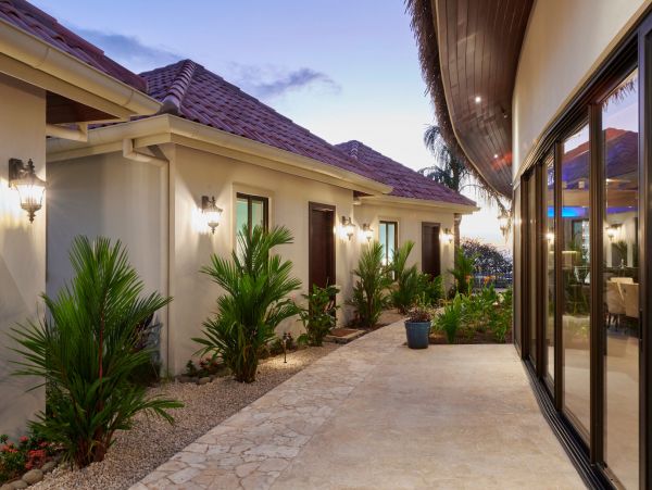 Amazing Home w/ Stunning Ocean Views