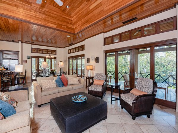 Luxury Villa Walk Tamarindo On Beach & Beach Club