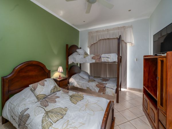 Tamarindo Home 964863