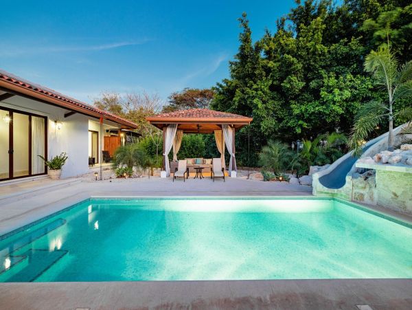 Pinilla's Beauty, amazing 6 bedrooms home